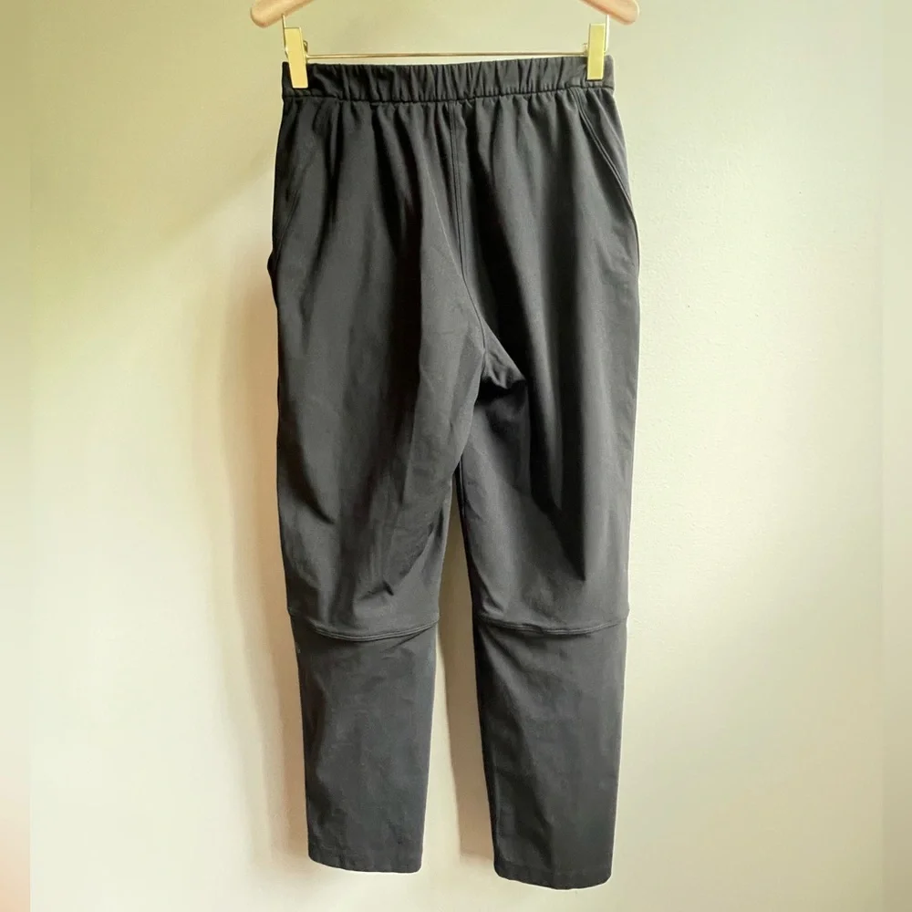 Lululemon Essential High Rise Trouser Black Size 6